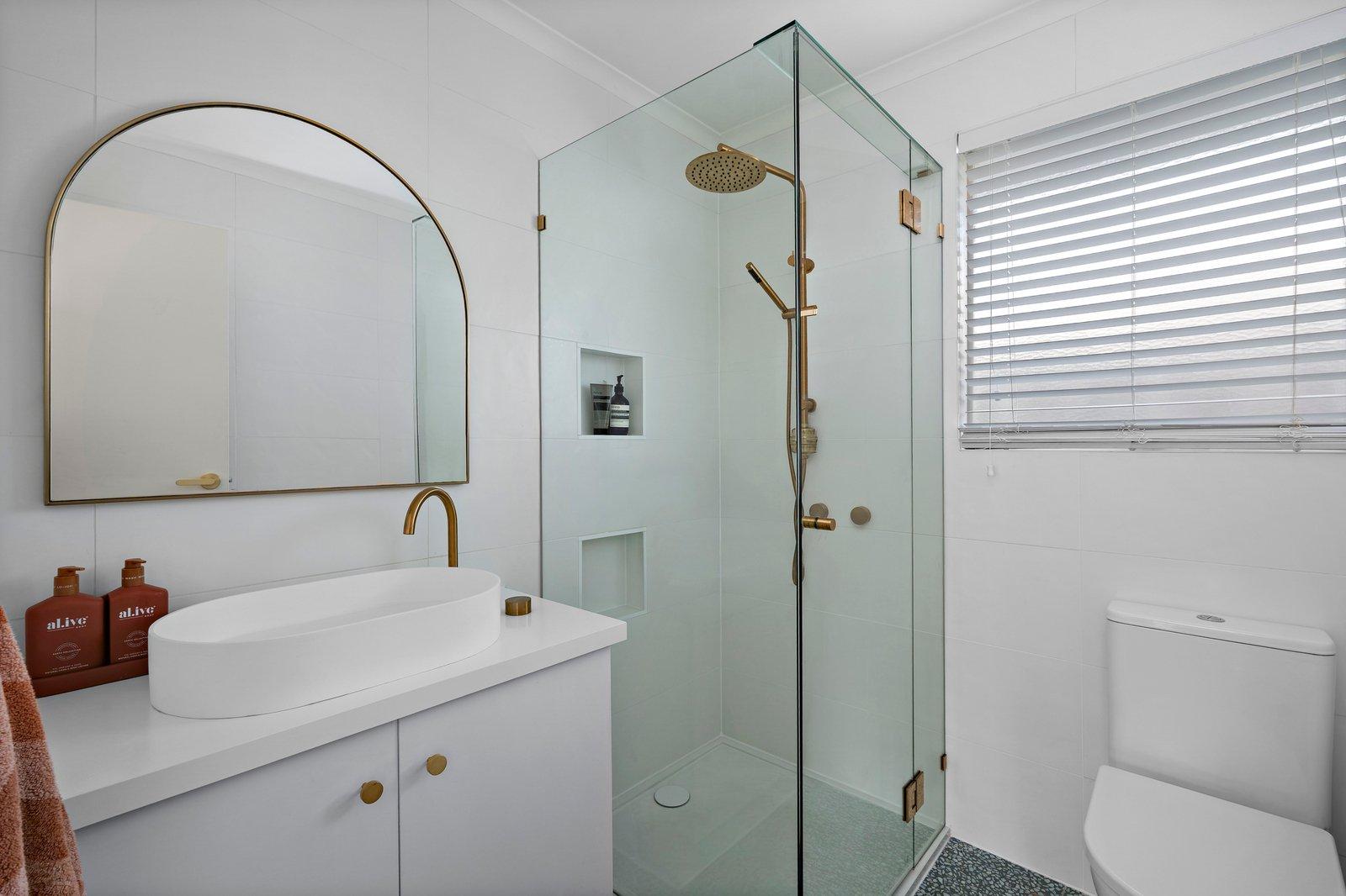 8 Flora Road, Mount Martha, 3934