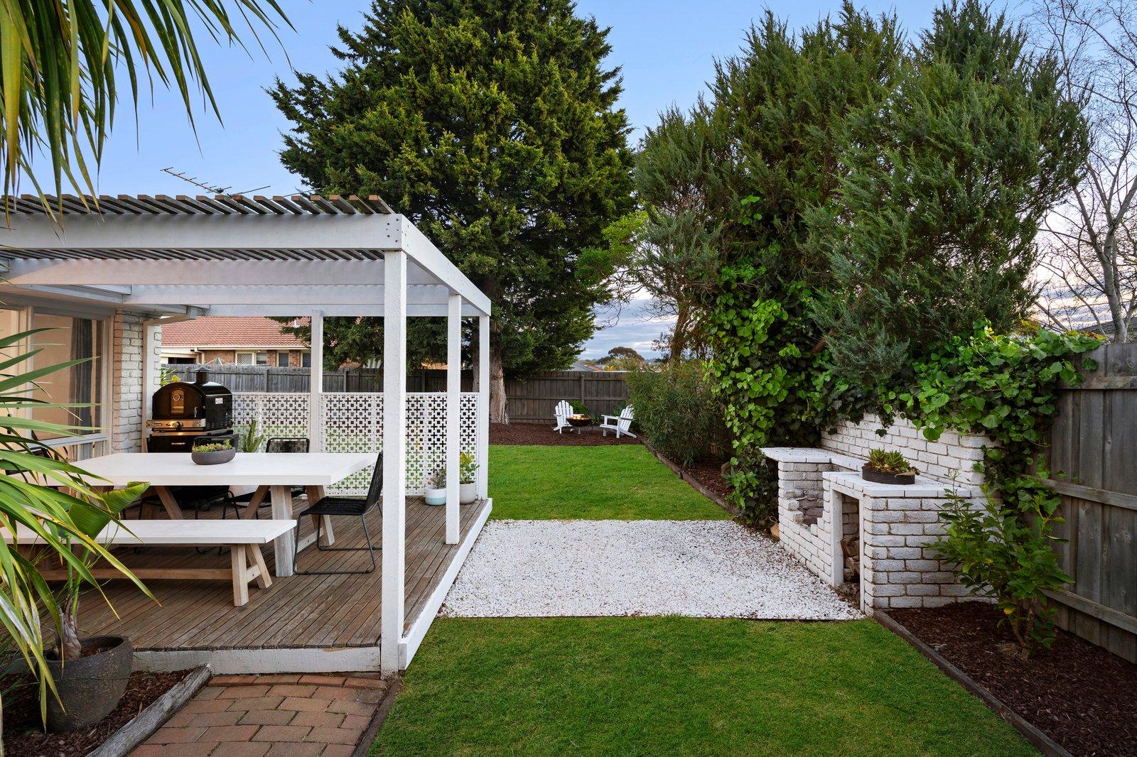 8 Flora Road, Mount Martha, 3934