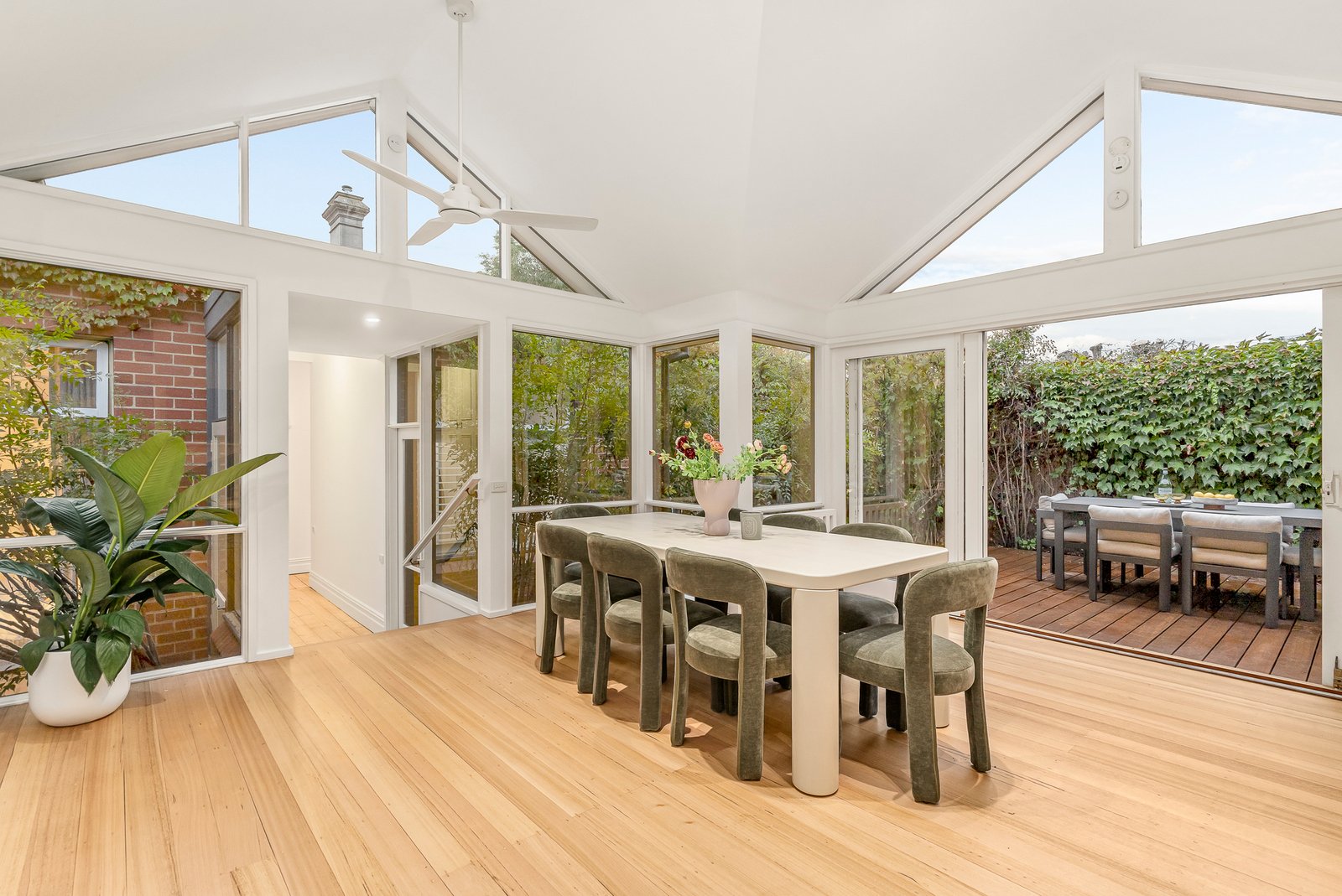 8 Henrietta Street, Hawthorn, 3122