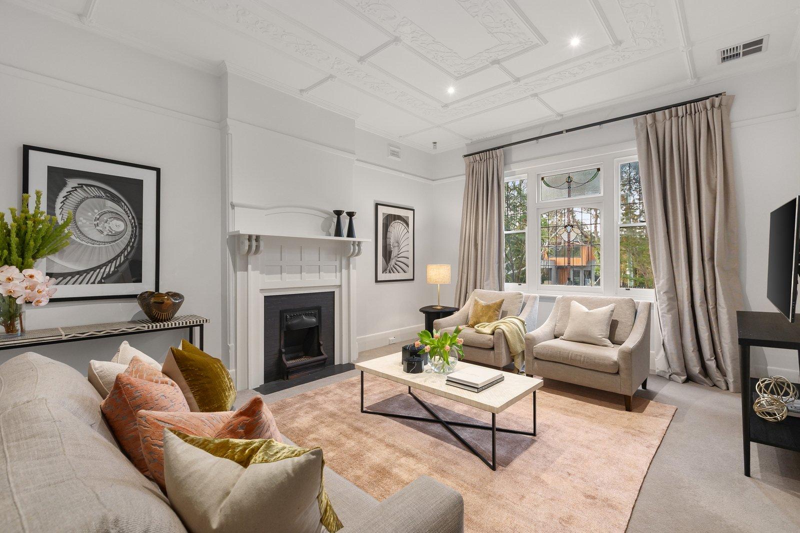 8 Irymple Avenue, Glen Iris, 3146