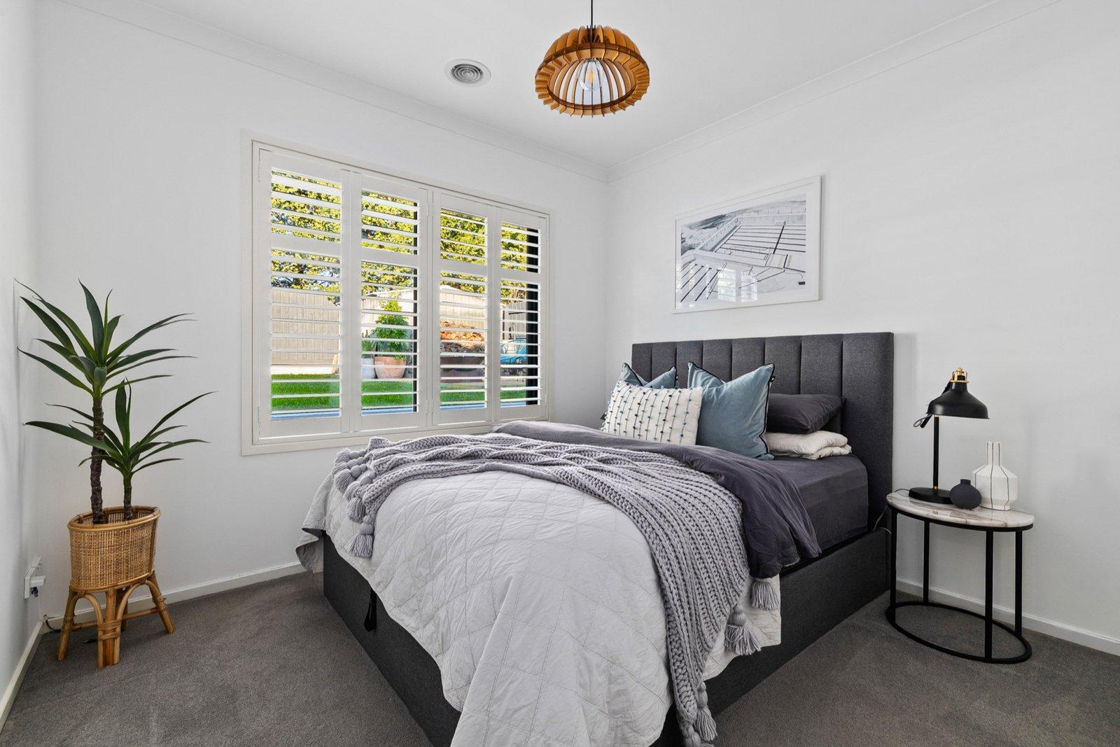8 Lucas Place, Mornington, 3931