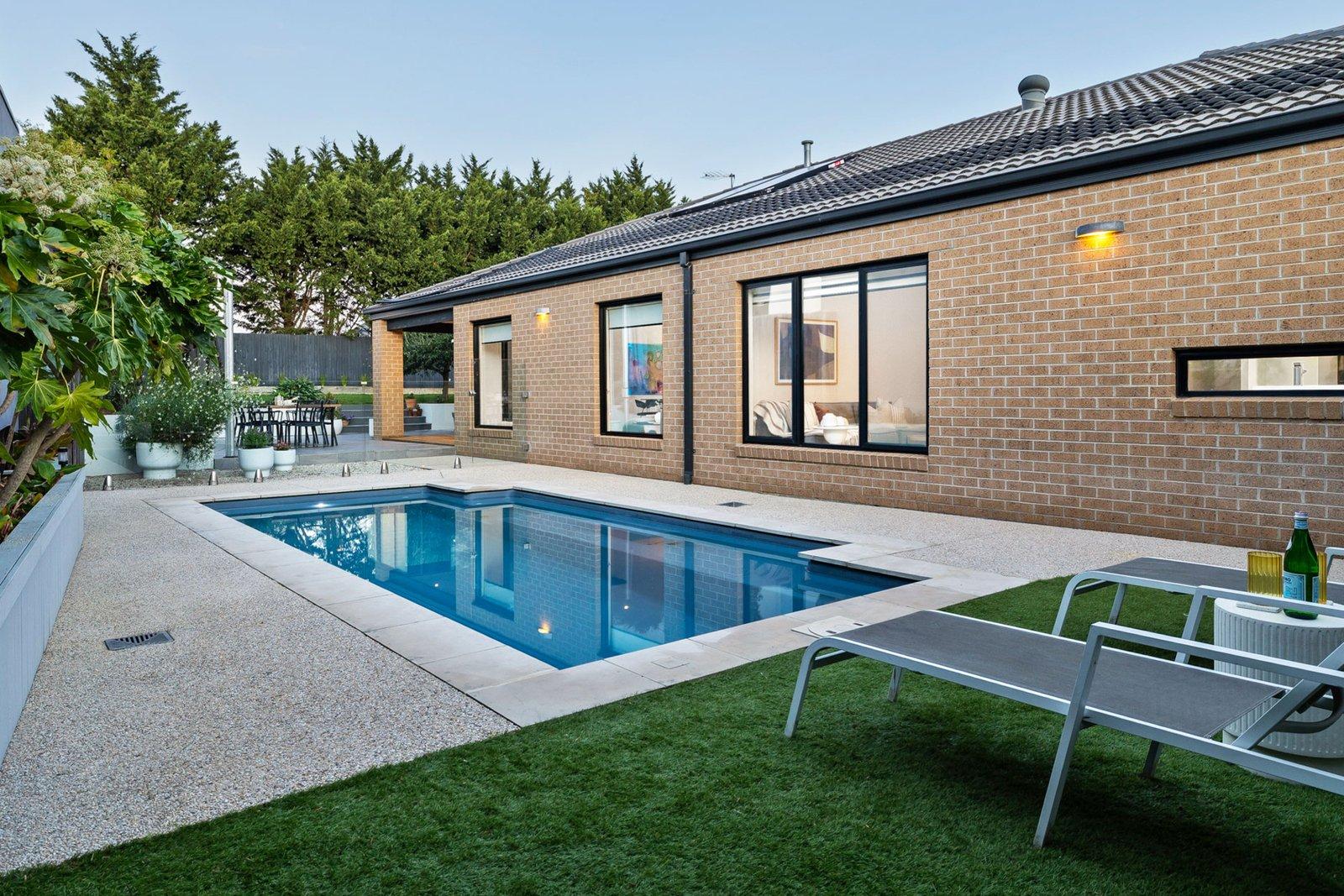 8 Lucas Place, Mornington, 3931