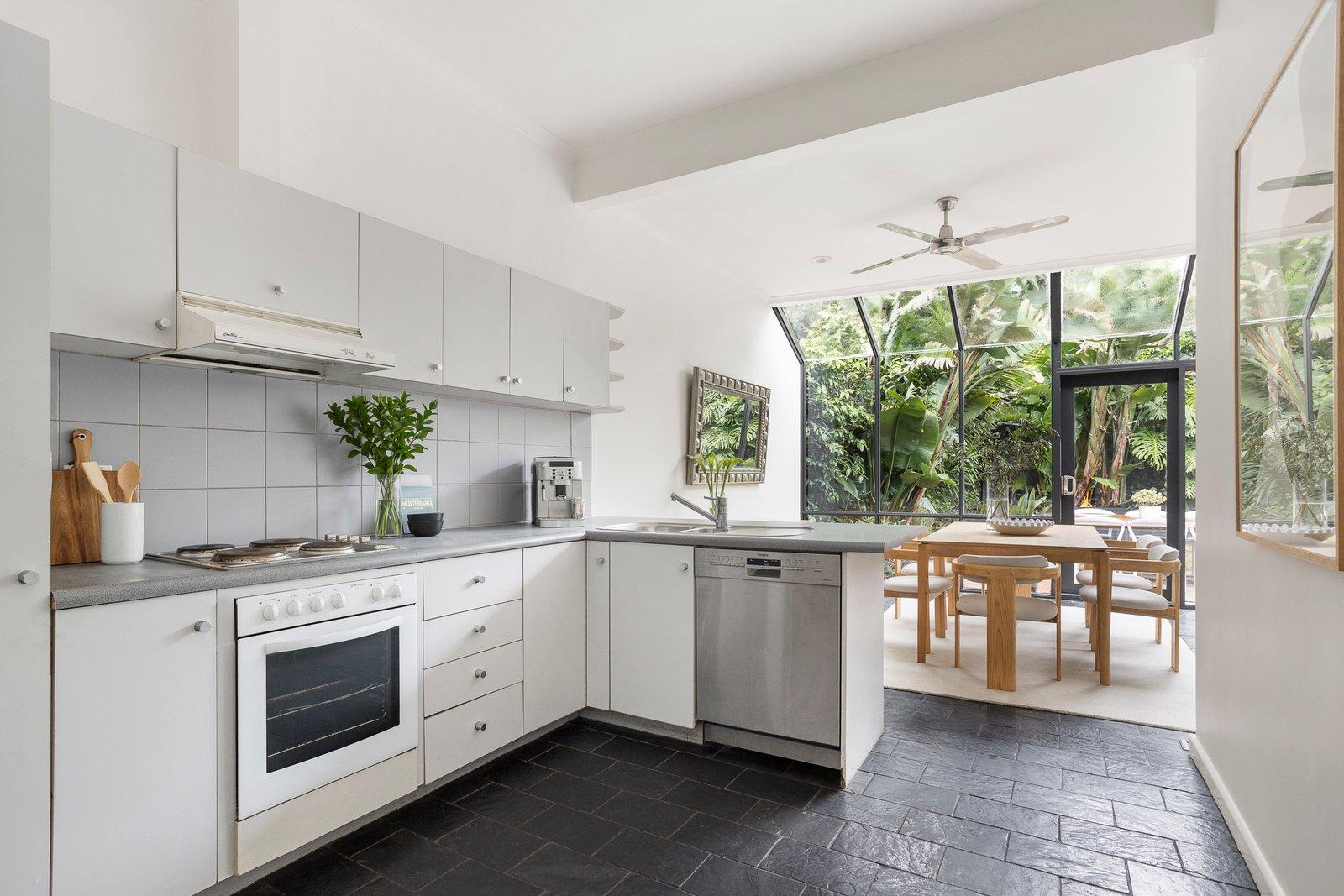 8 Parkin Street, Glen Iris, 3146