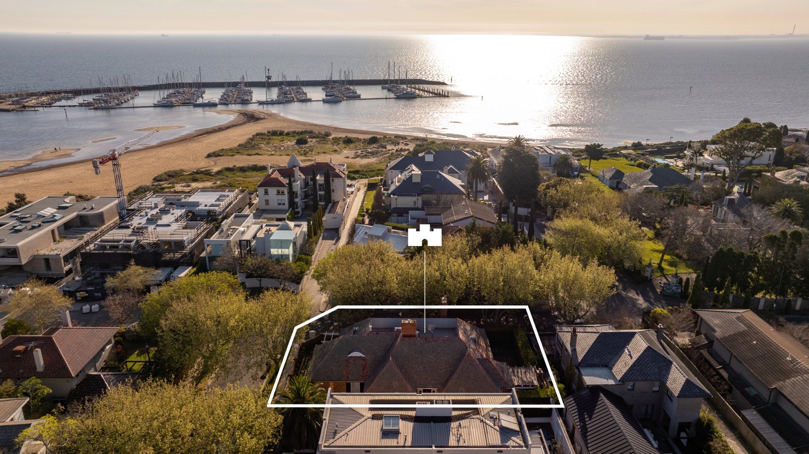 8 Seacombe Grove, Brighton, 3186