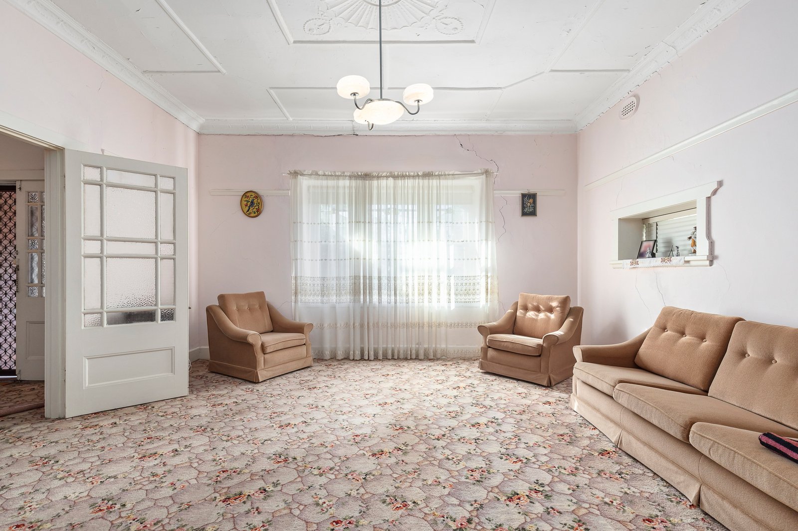 8 Station Avenue, Glen Iris, 3146