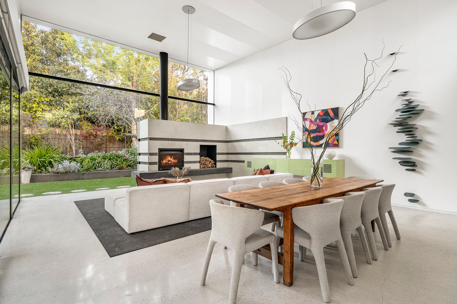 8 Vista Grove, Toorak, 3142