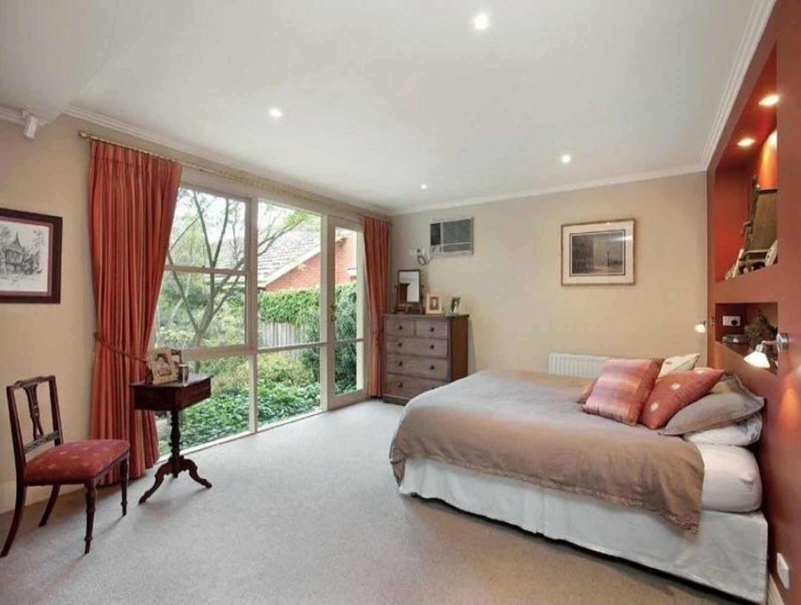 8 York Street, Mont Albert, 3127