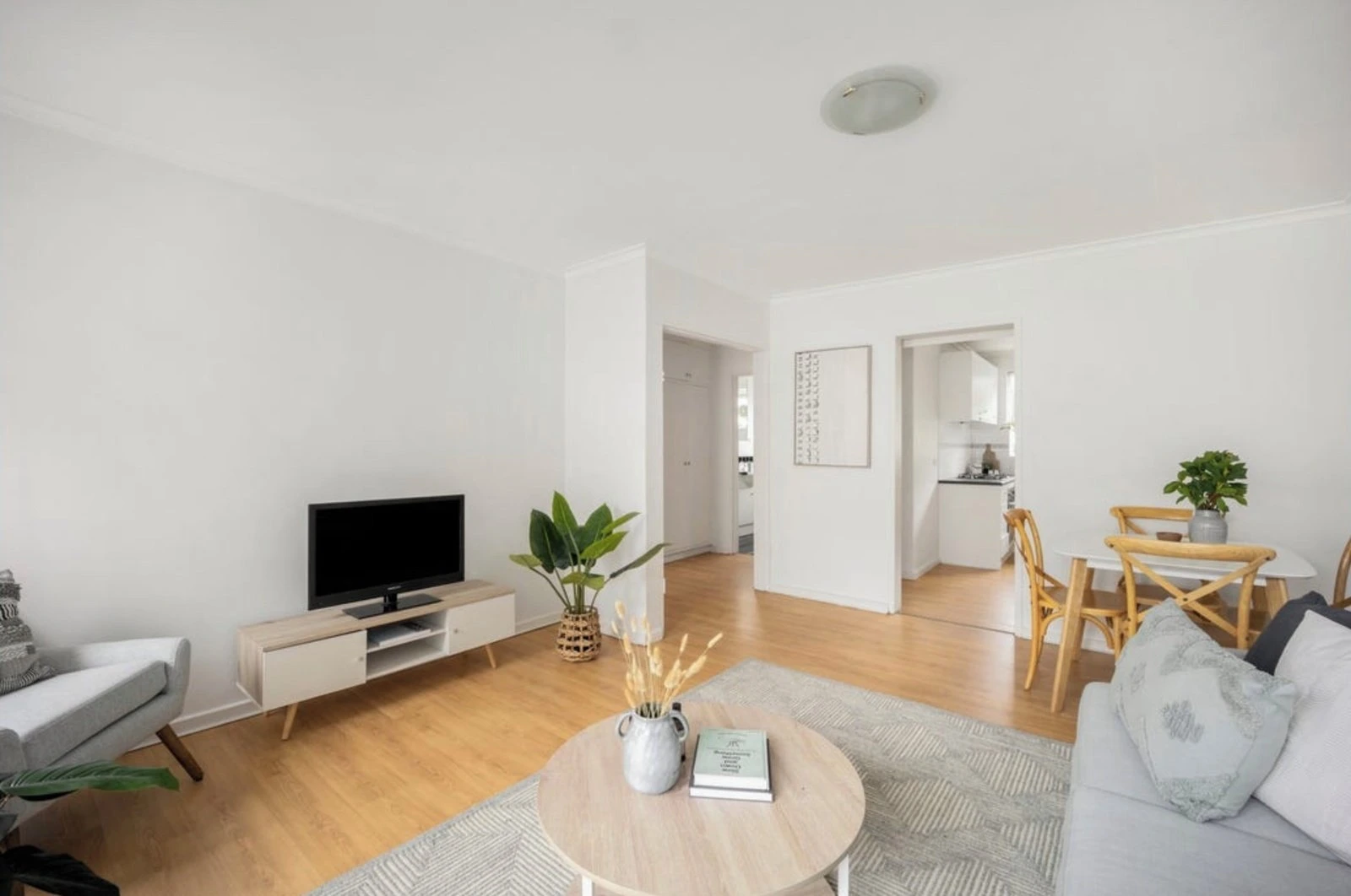 8/48 Spray Street, Elwood, 3184