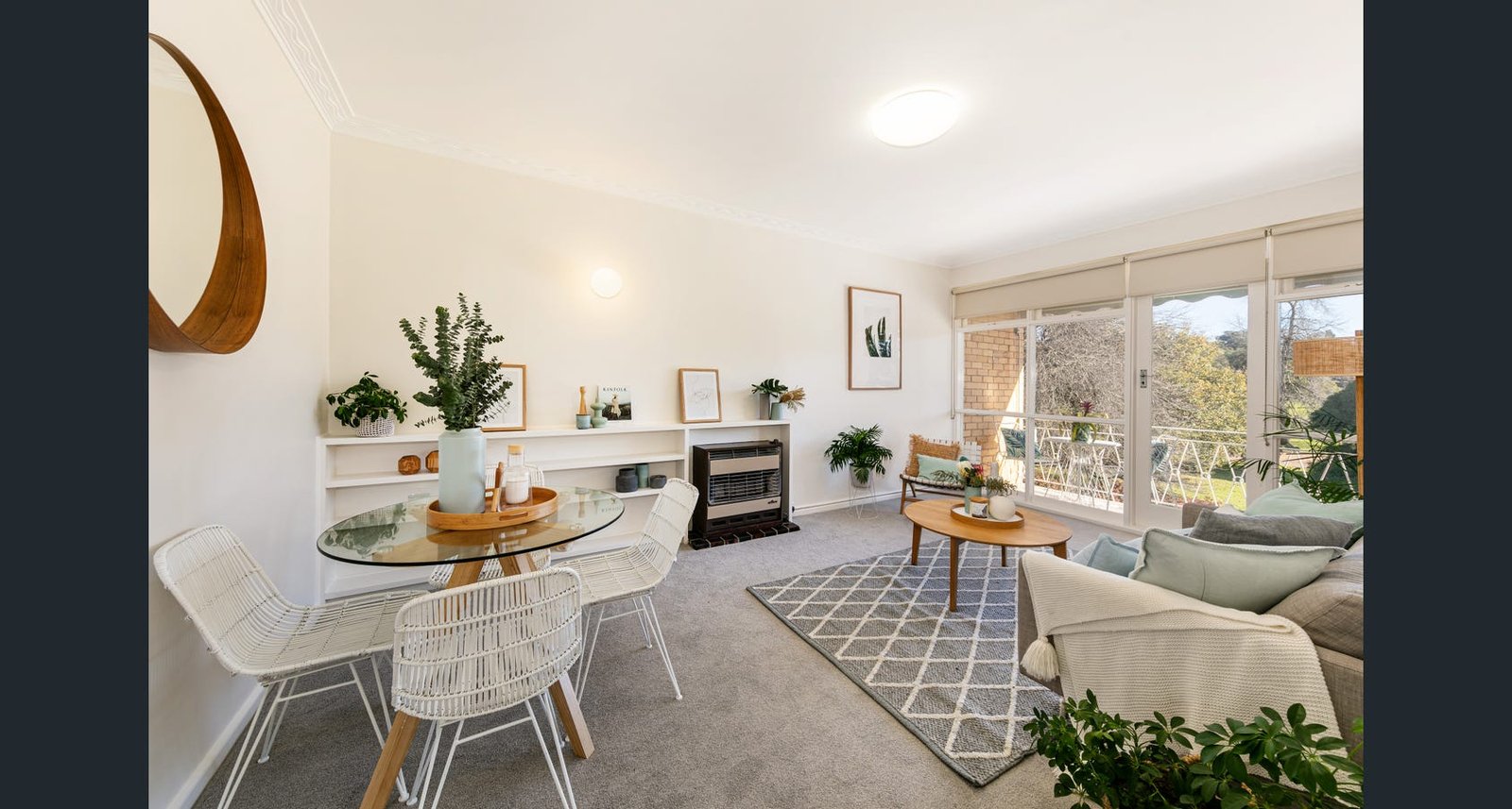 8/5 Willow Grove, Canterbury, 3126