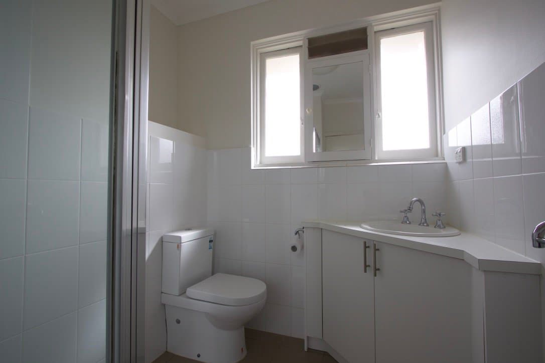 8/5 Willow Grove, Canterbury, 3126