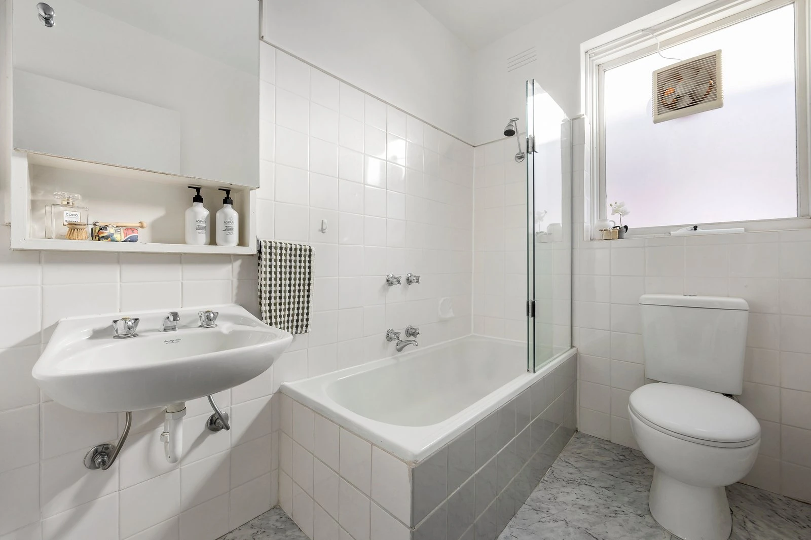 8/563 Glenferrie Road, Hawthorn, 3122