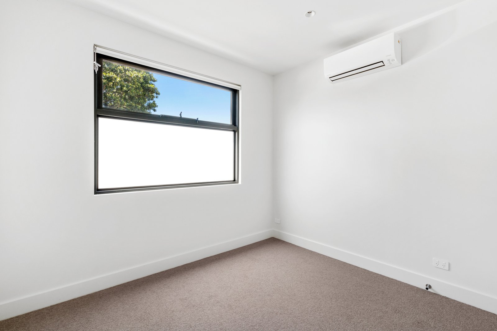 8a Russell Street, Prahran, 3181