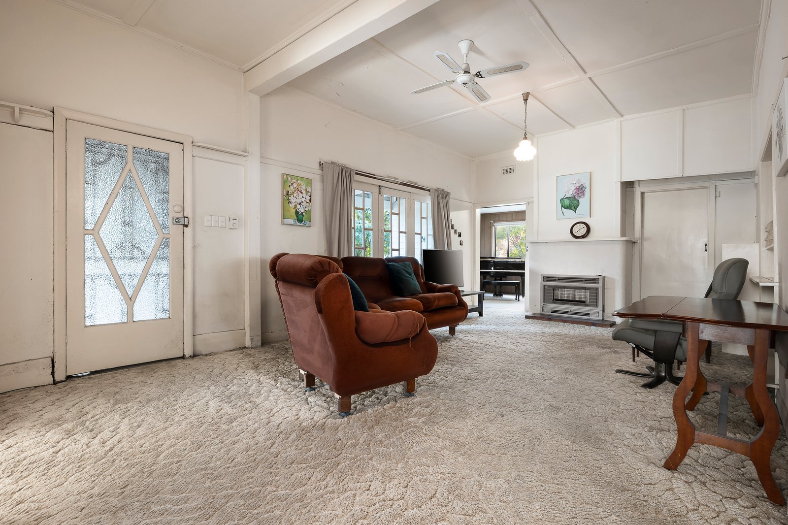 9 Albion Road, Glen Iris, 3146