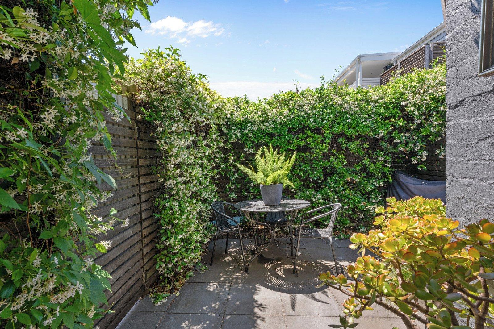 9 Durham Street, Albert Park, 3206