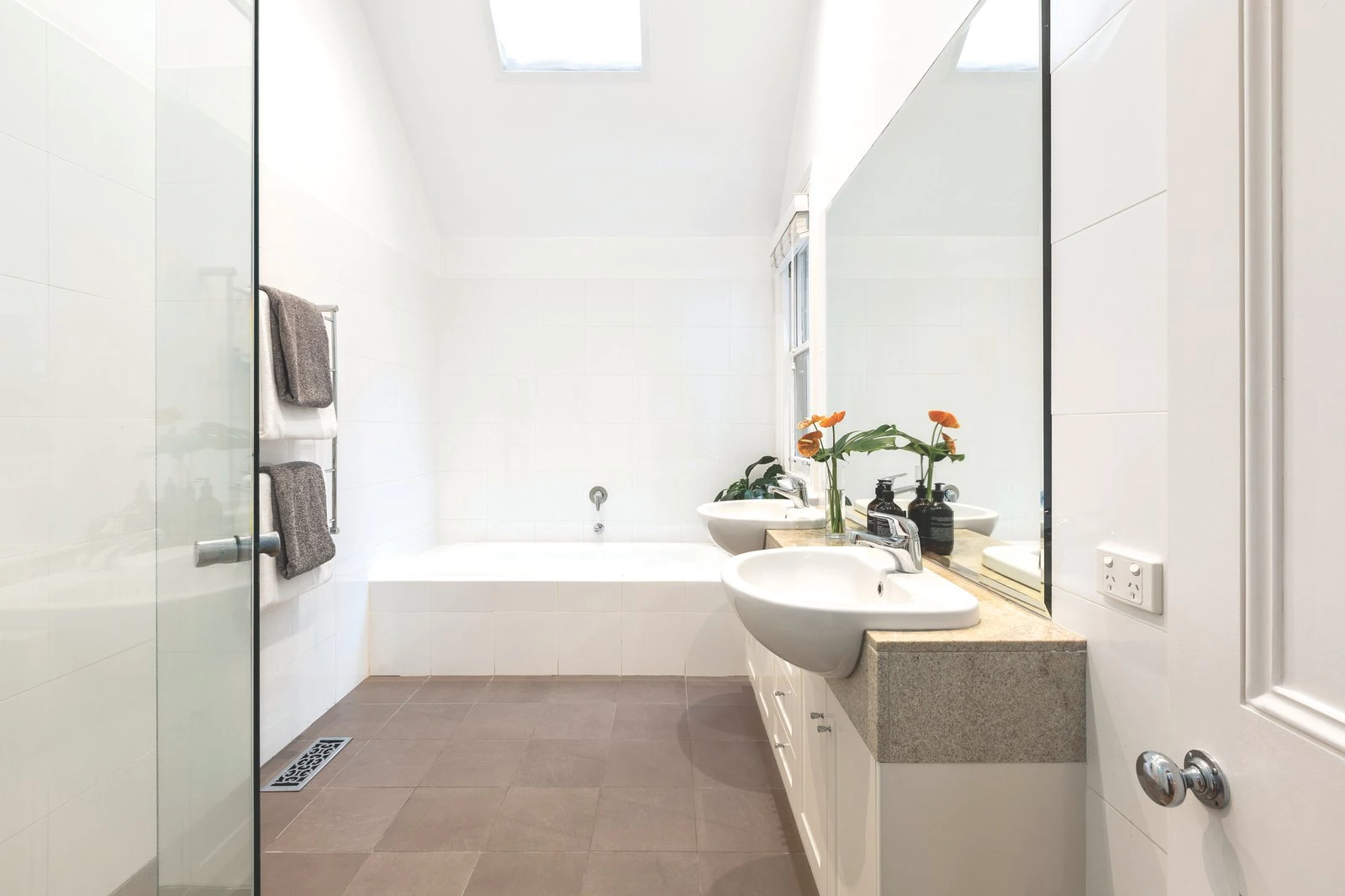 9 St Johns Avenue, Camberwell, 3124