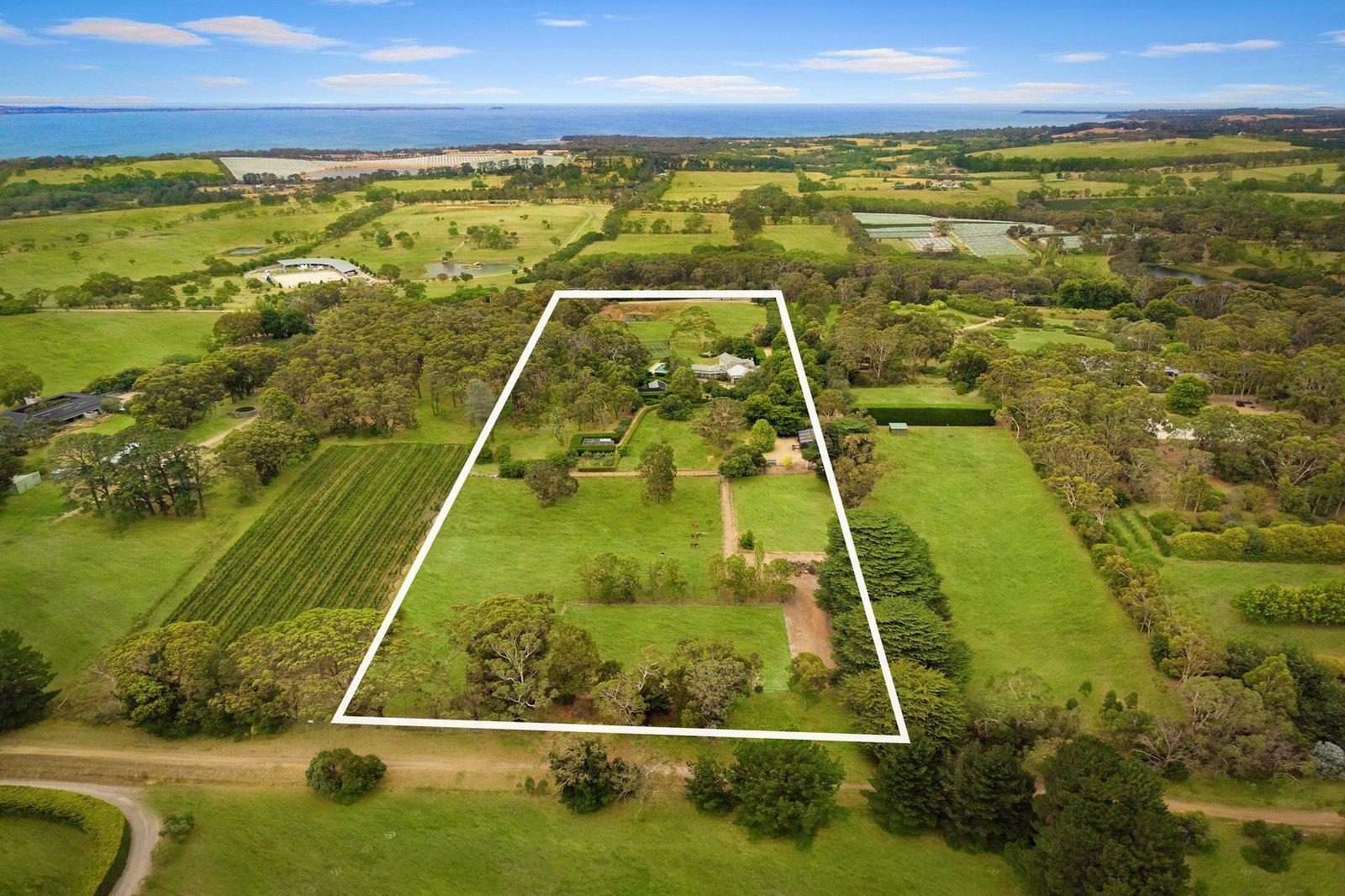 90 Thompsons Lane, Merricks, 3916