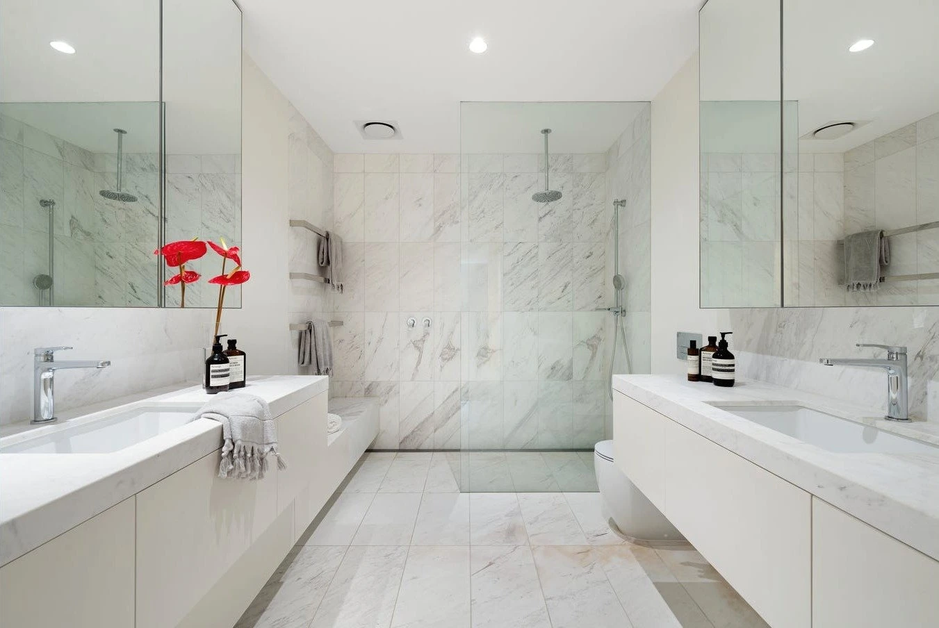 9/1 Irving Road, Toorak, 3142