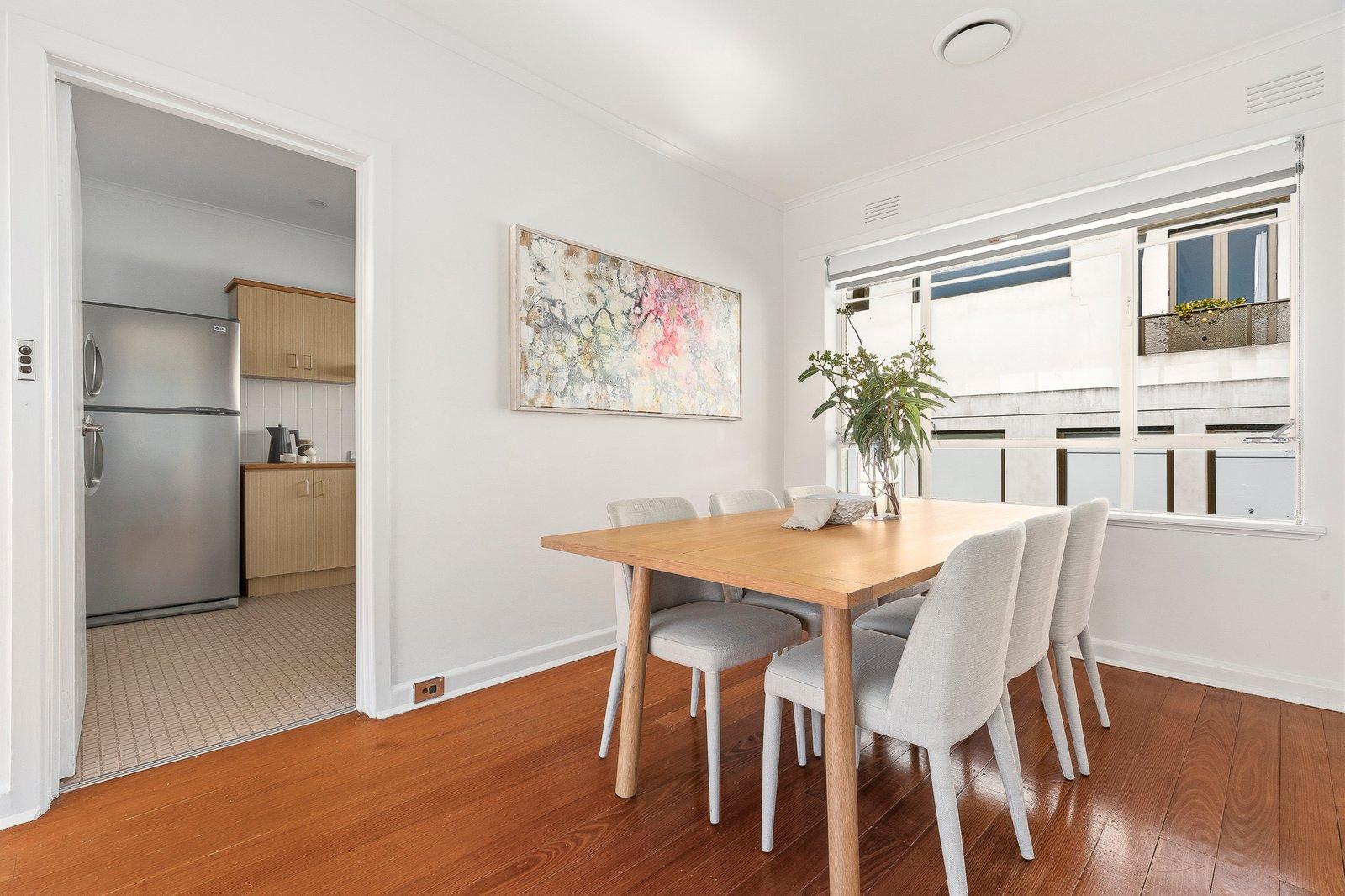 9/27 Wallace Avenue, Toorak, 3142