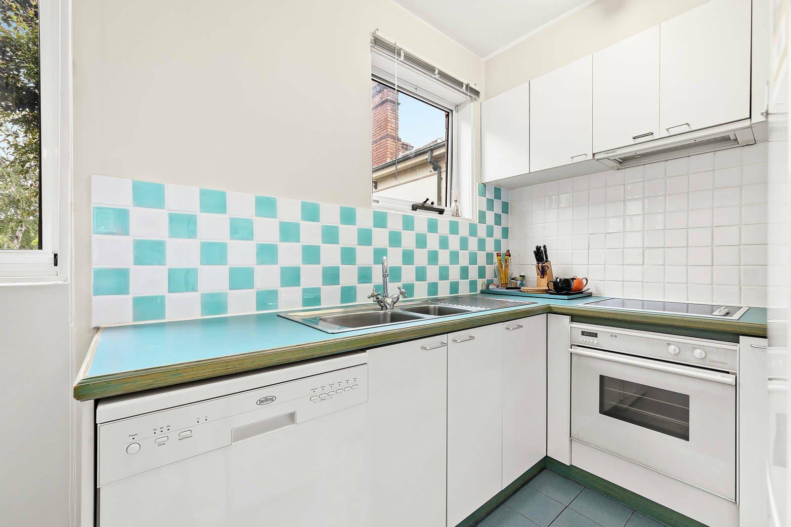 9/280 Riversdale Road, Hawthorn East, 3123