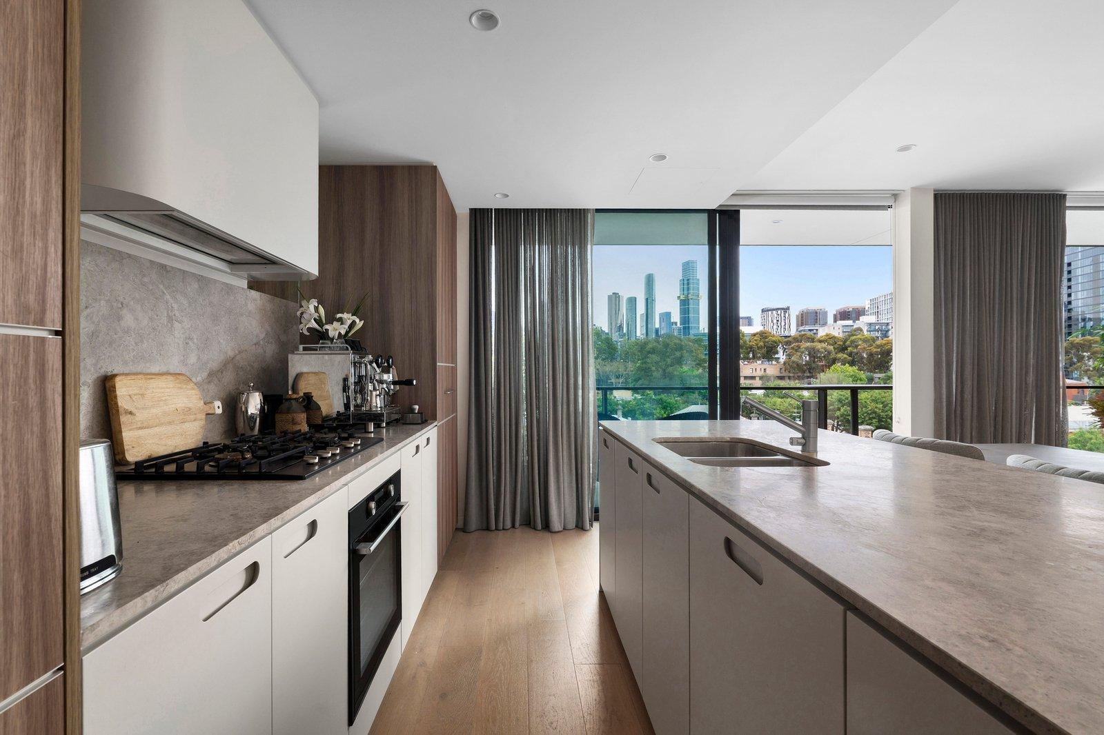 9/81 Palmerston Crescent, South Melbourne, 3205