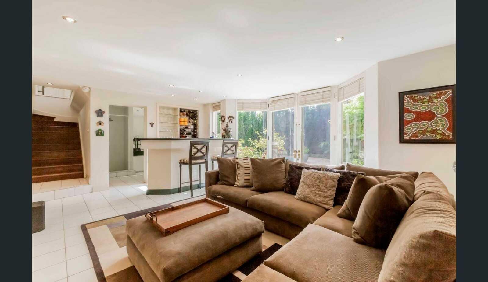 99 Grange Road, Toorak, 3142