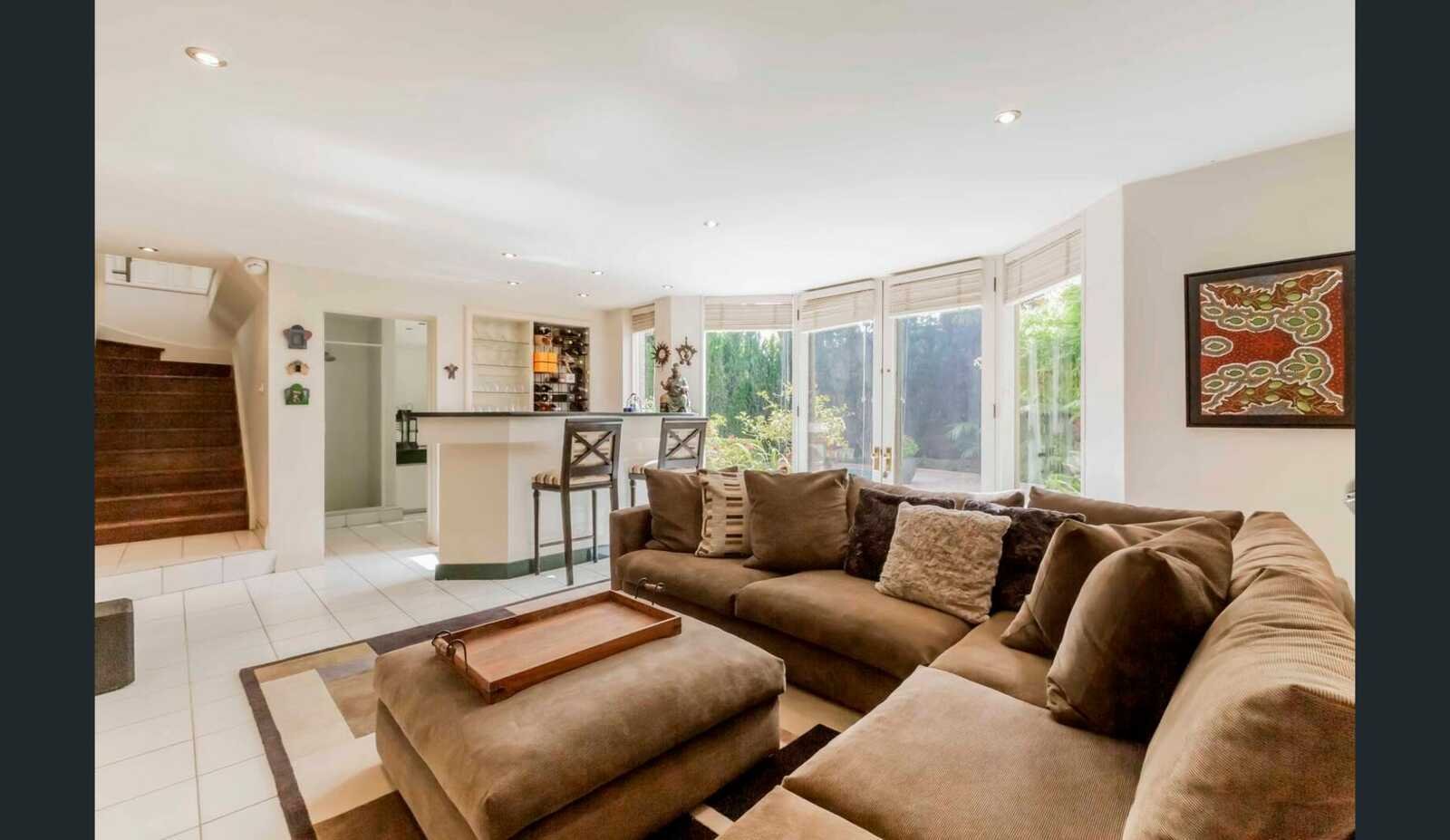 99 Grange Road, Toorak, 3142