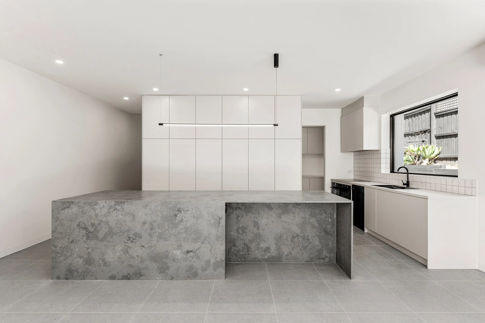9A Benwerrin Road, Surrey Hills, 3127