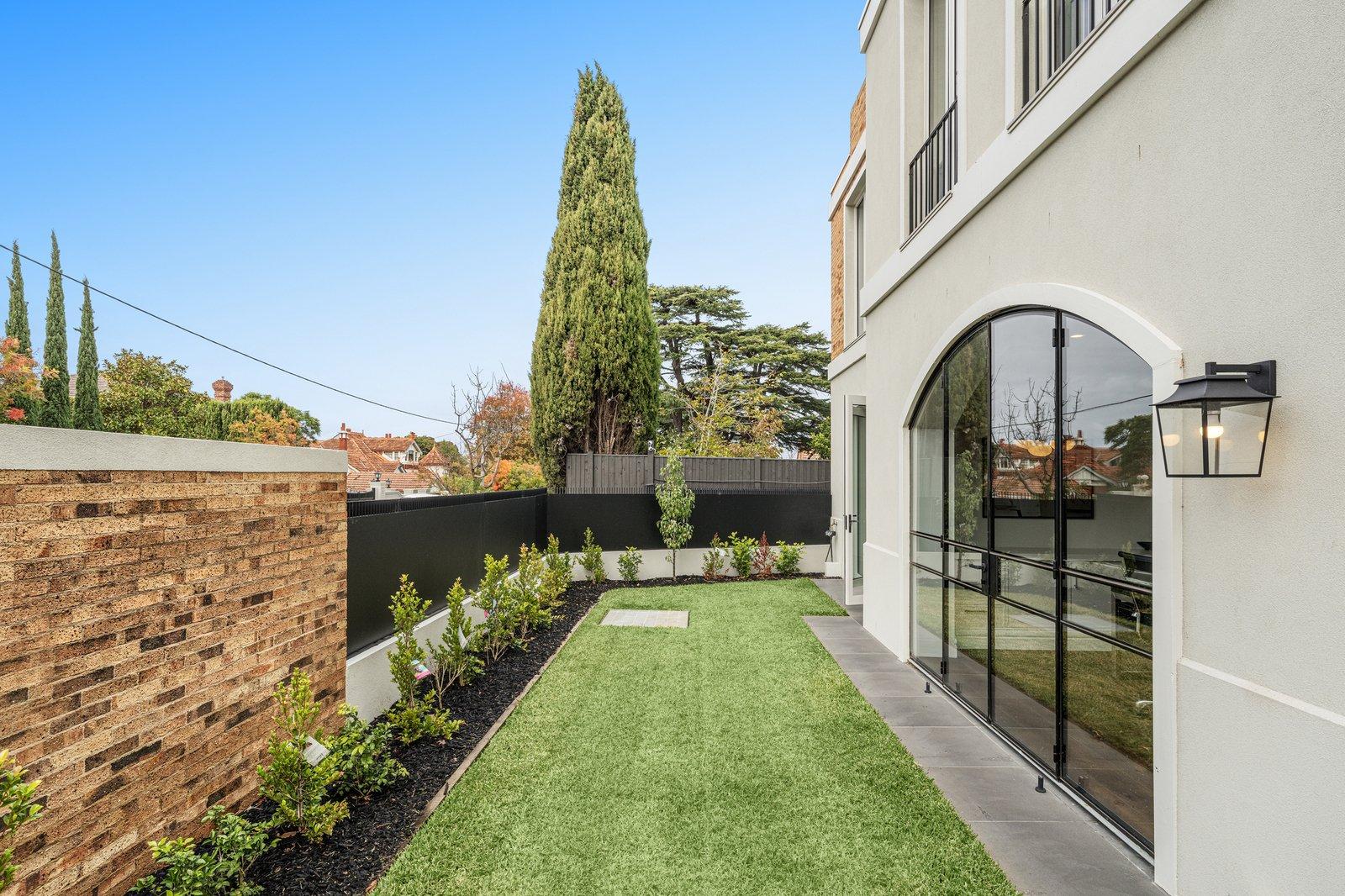 G03/27 Howard Street, Kew, 3101