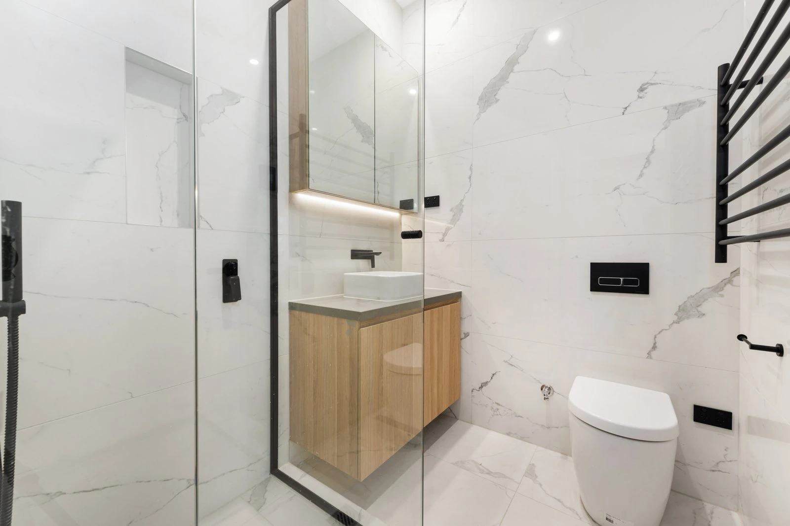 G04/53 Seymour Grove, Camberwell, 3124