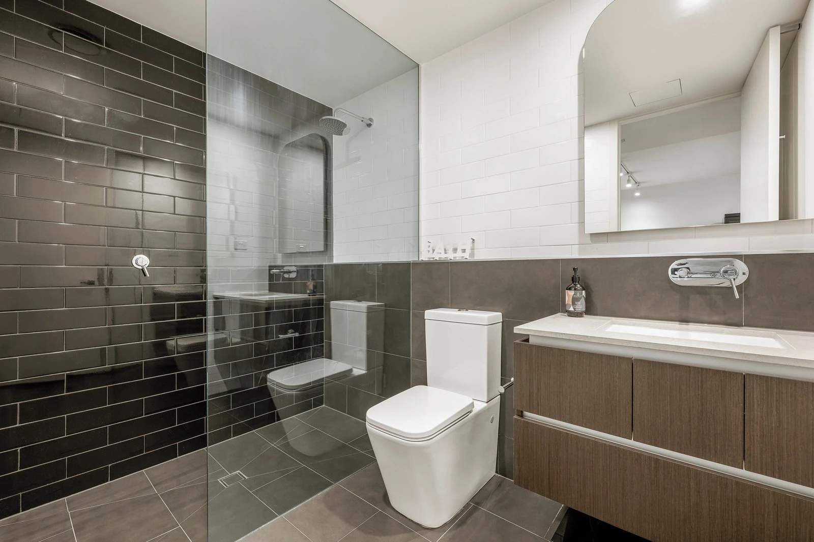 G06/35-39 Earl Street, Kew, 3101