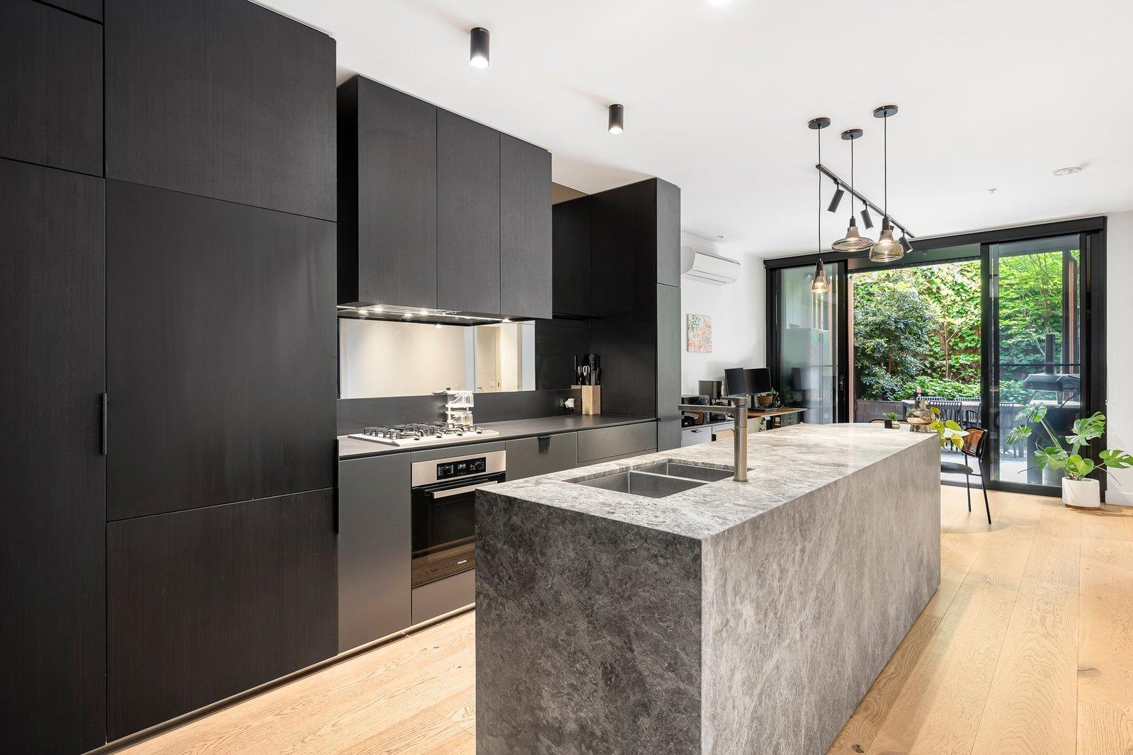 g09/1045 Burke Road, Hawthorn East, 3123