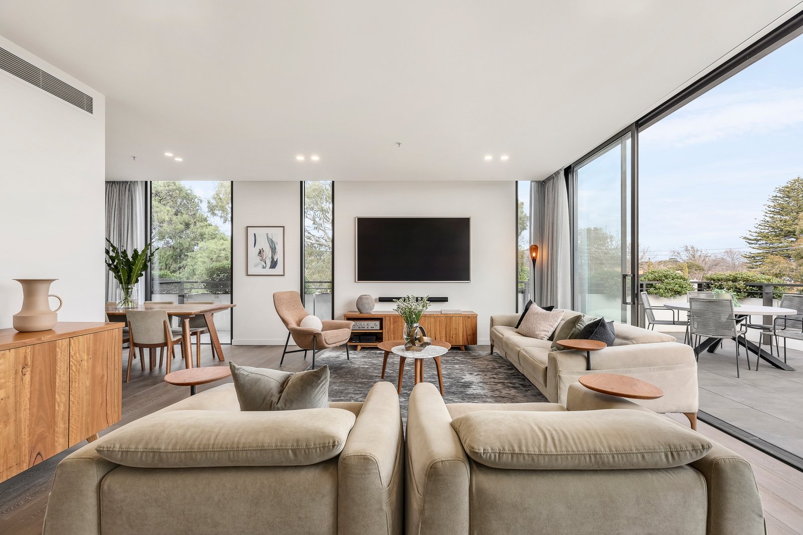 Penthouse 204/43 Crisp Street, Hampton, 3188