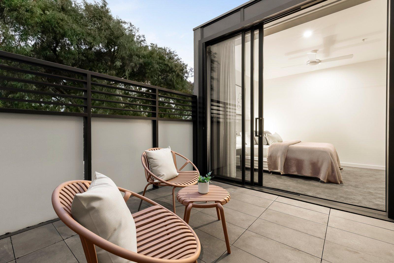 Penthouse 204/43 Crisp Street, Hampton, 3188