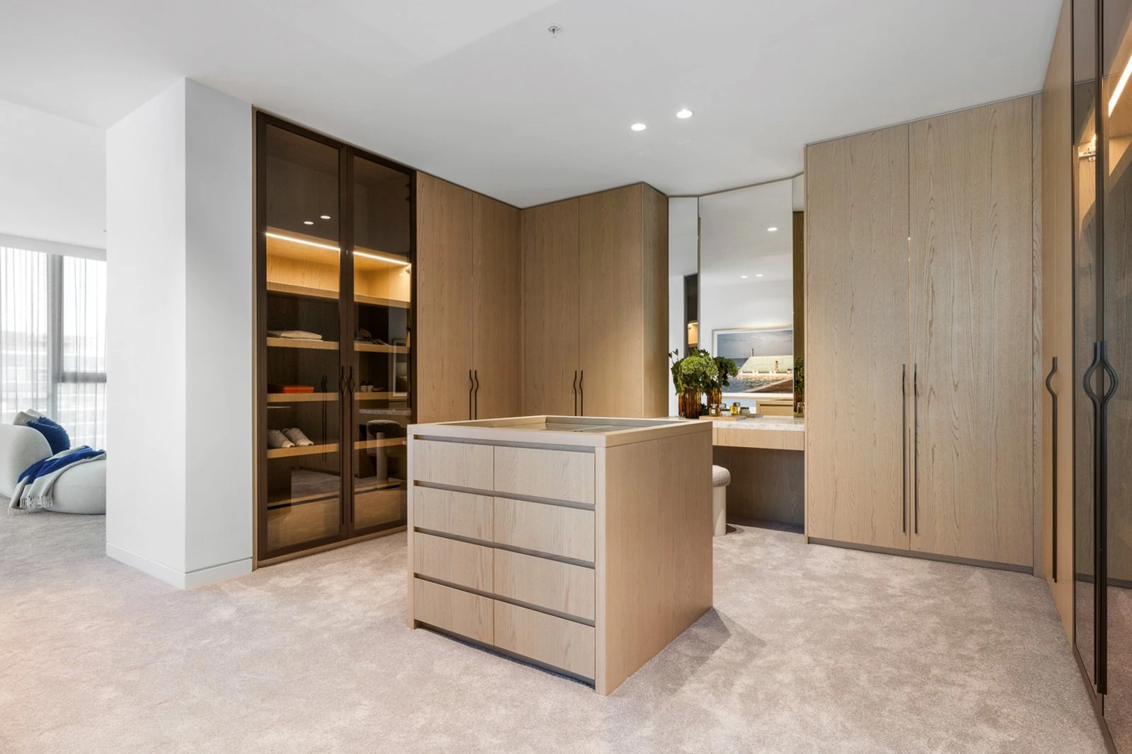 Penthouse, 8 Louise Street, Melbourne, 3004