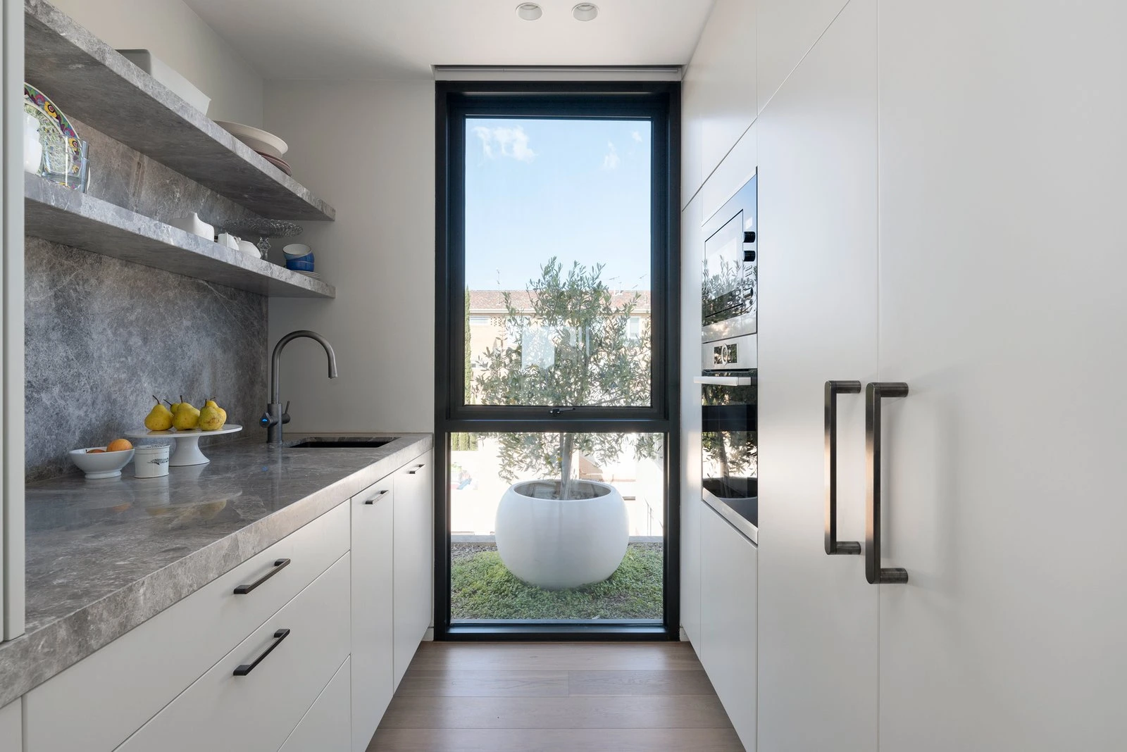 Penthouse/6 St Johns Lane, Toorak, 3142
