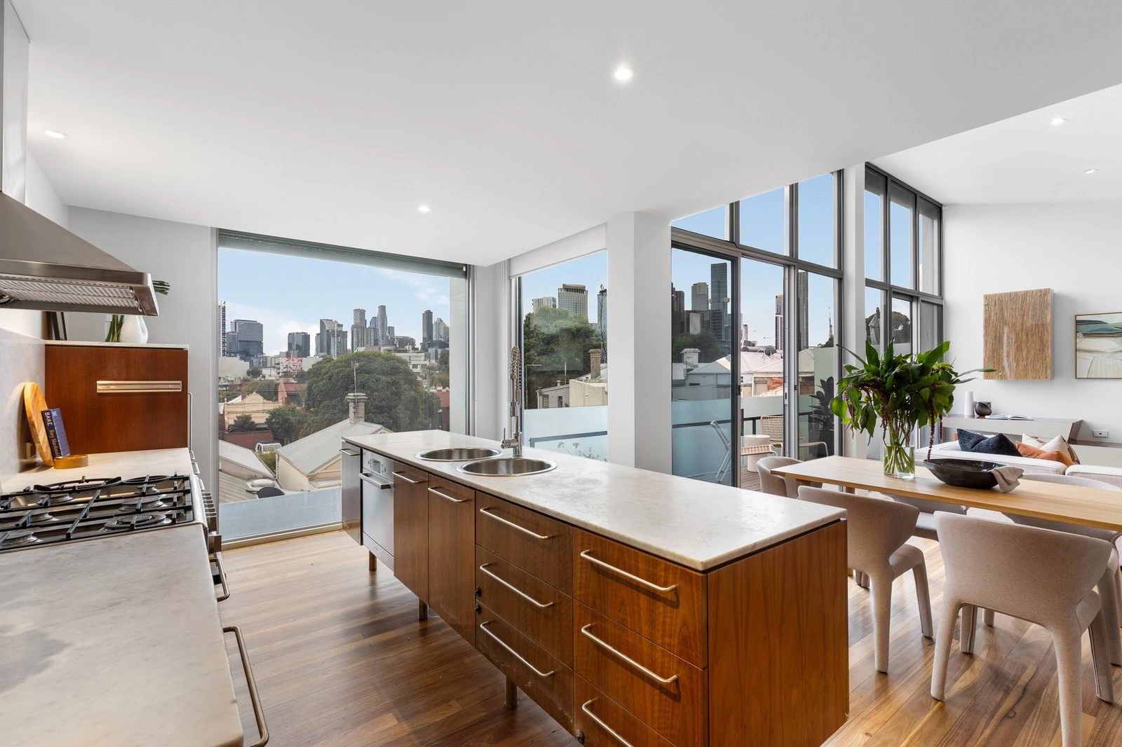 Residence 4/230 Ferrars Street, South Melbourne, 3205