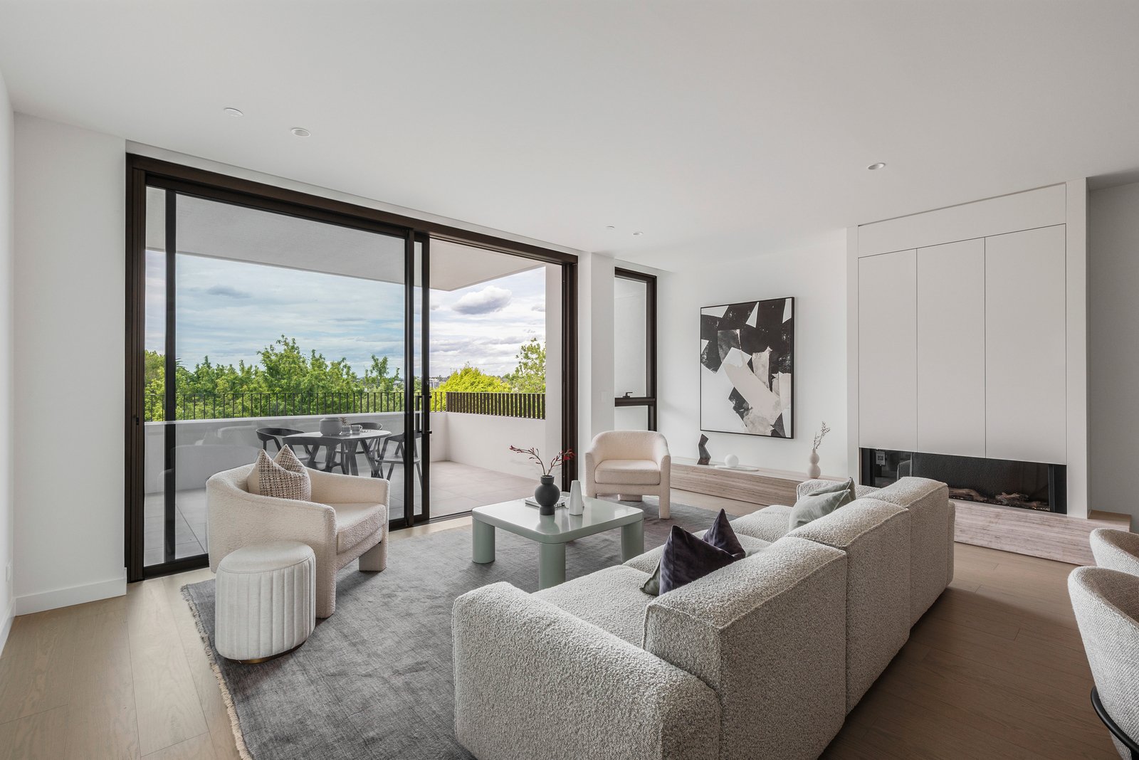 Sub-Penthouse, 1287 High Street, Malvern, 3144