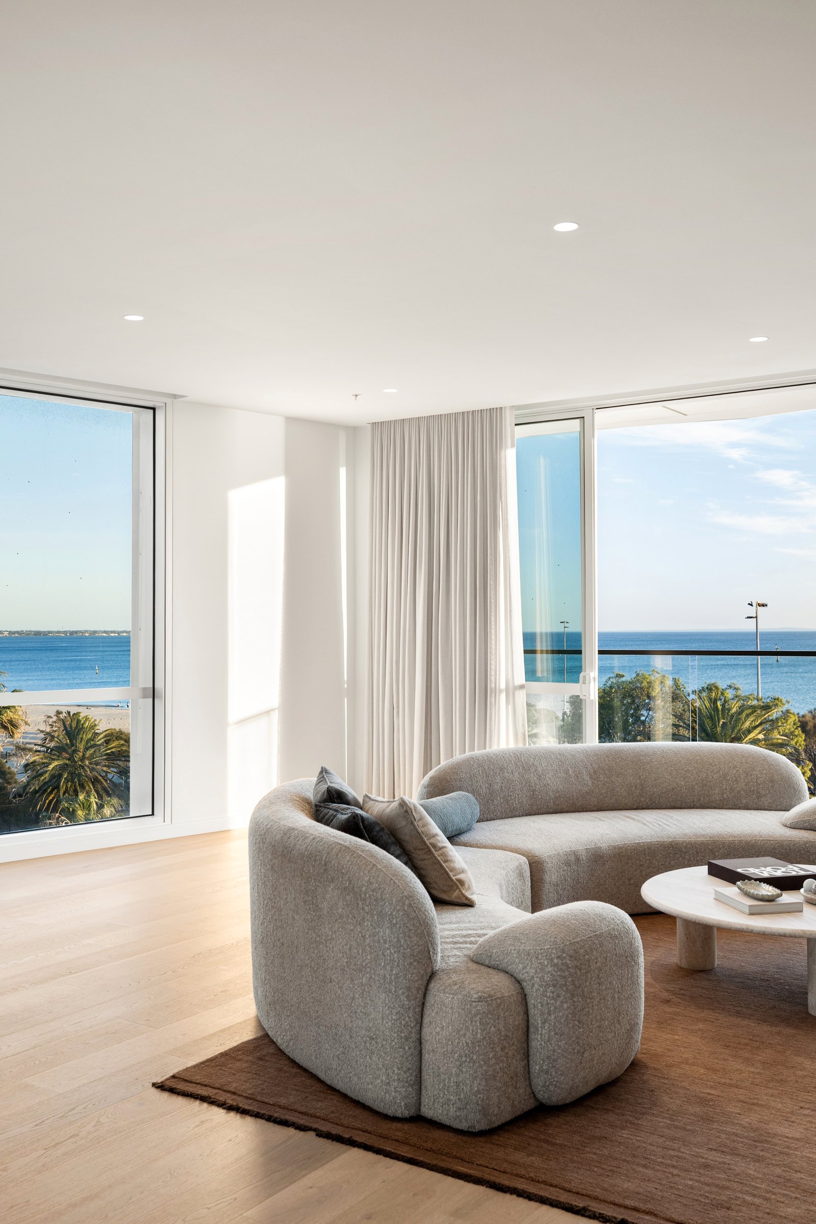 The Penthouse/103 Beach Street, Port Melbourne, 3207