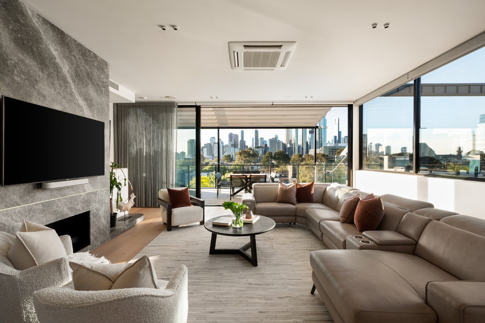The Penthouse/81 Palmerston Crescent, South Melbourne, 3205