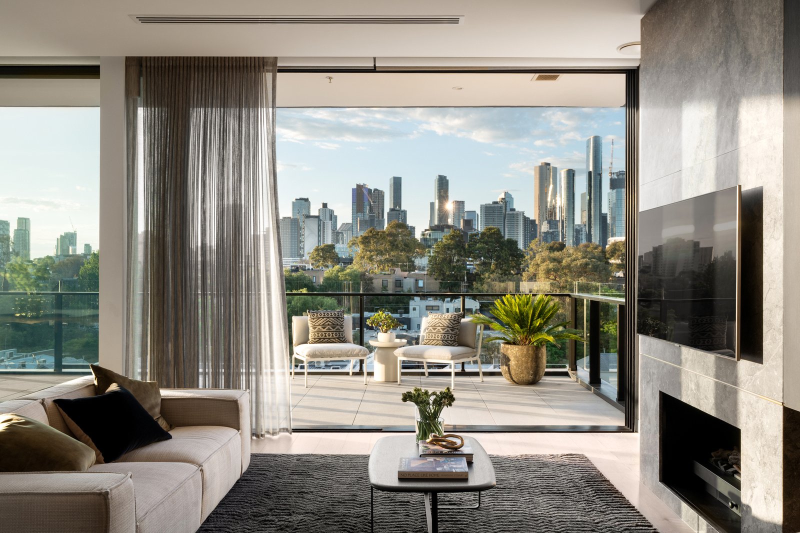 The Penthouse/81 Palmerston Crescent, South Melbourne, 3205