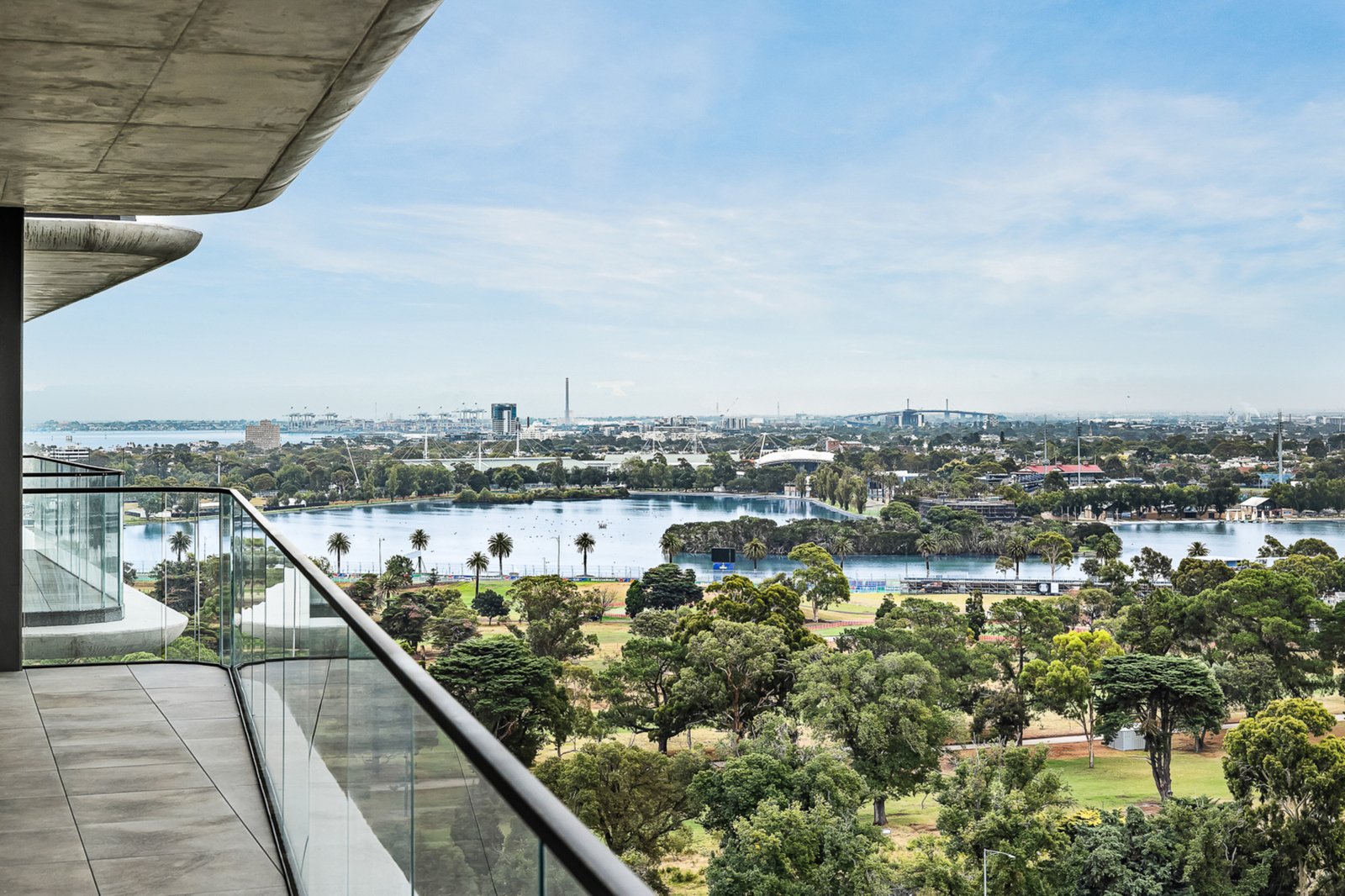 The Residence, 8 Louise Street, Melbourne, 3004