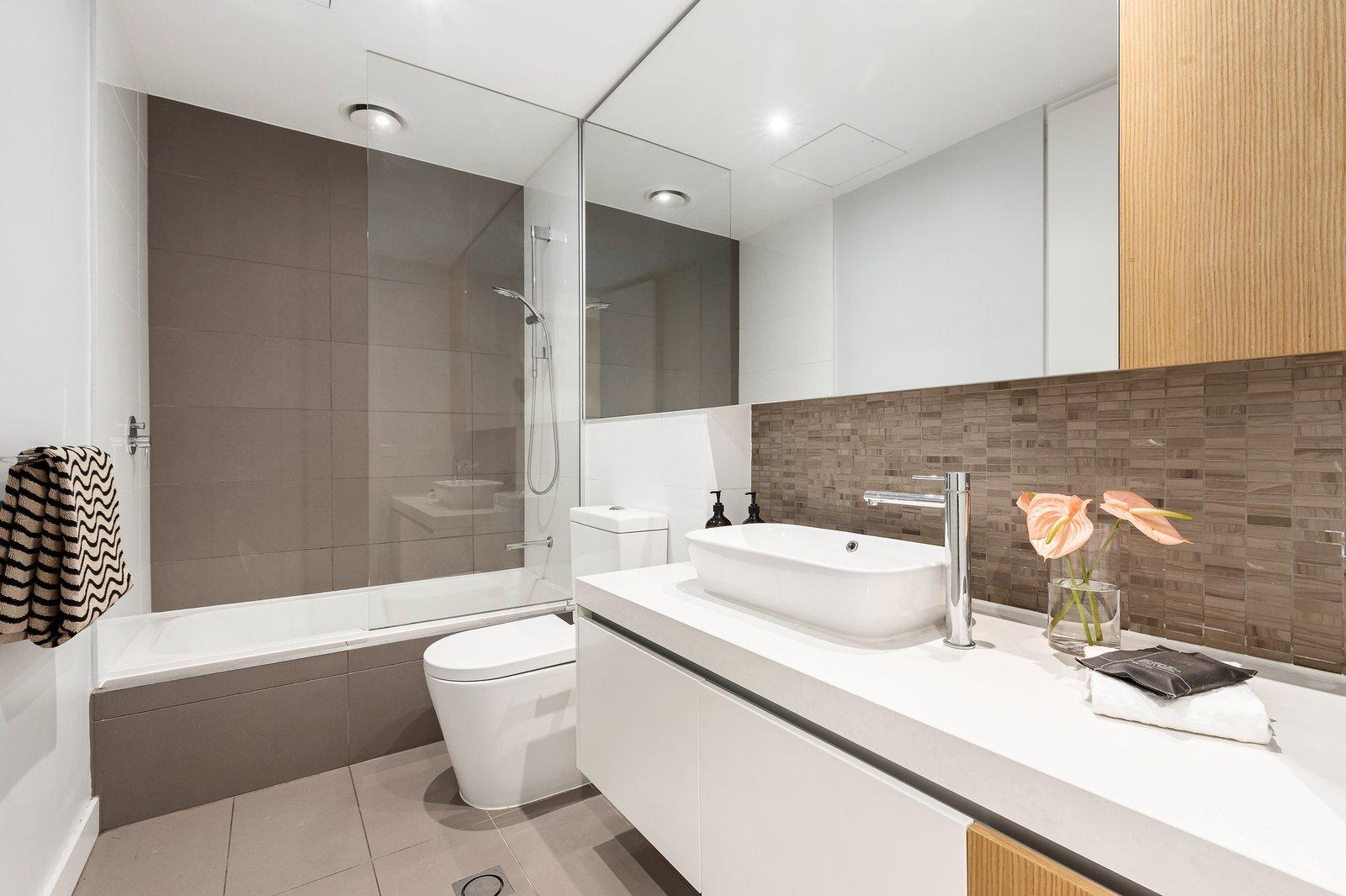 UG16/201 Whitehorse Road, Balwyn, 3103