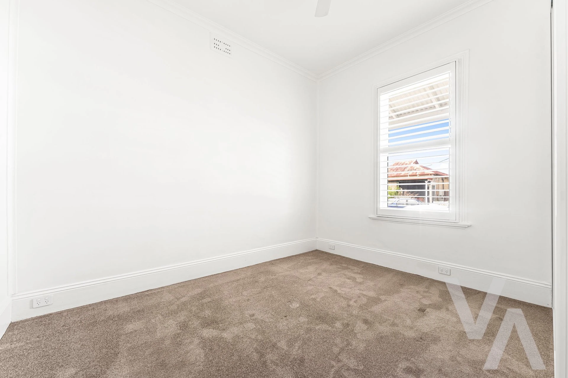 8 Queen Street Stockton NSW