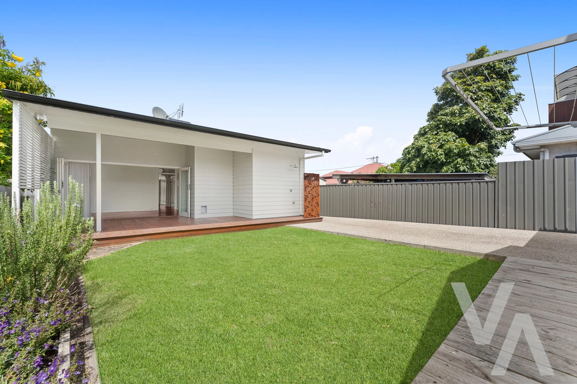 8 Queen Street Stockton NSW