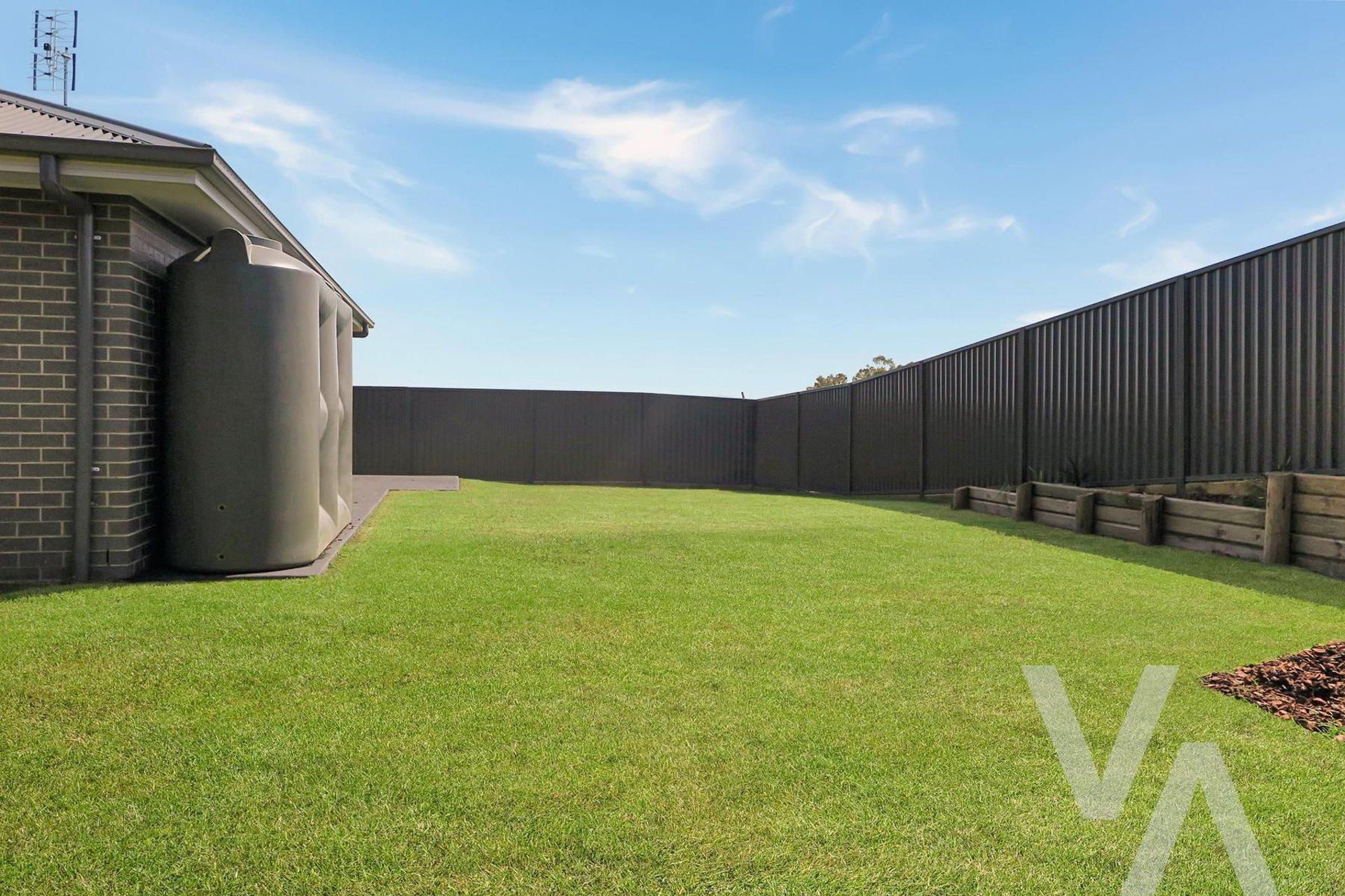 8 McGillivray Street Farley NSW