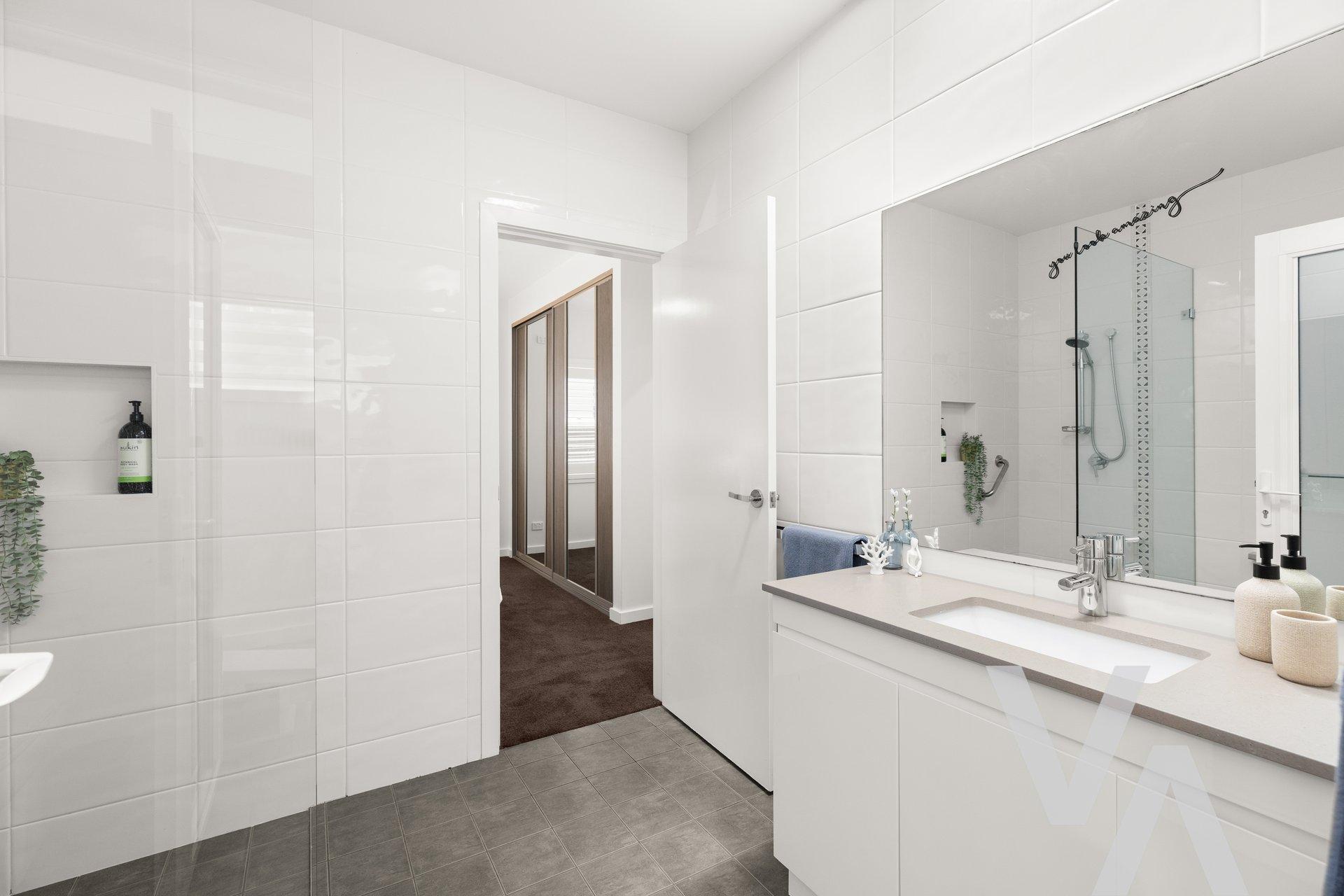 7 Walter  Street Belmont NSW