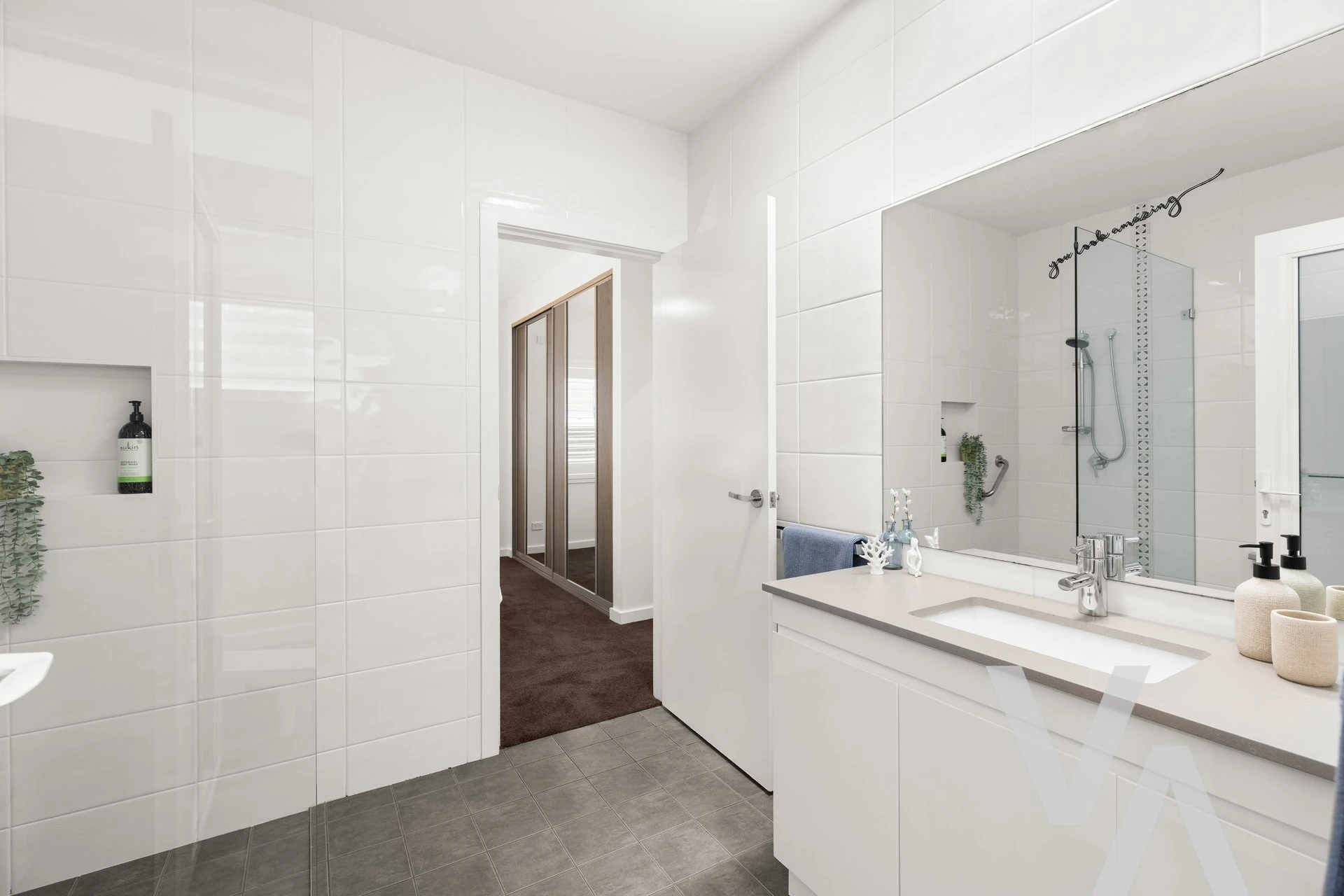 7 Walter Street Belmont NSW