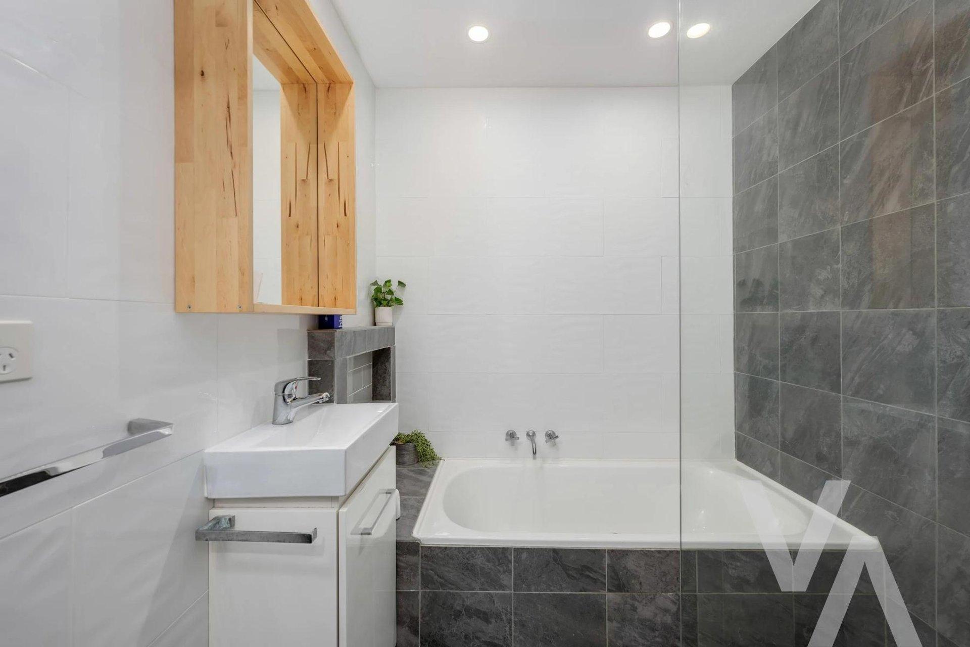 17/61 Nesca  Parade The Hill NSW